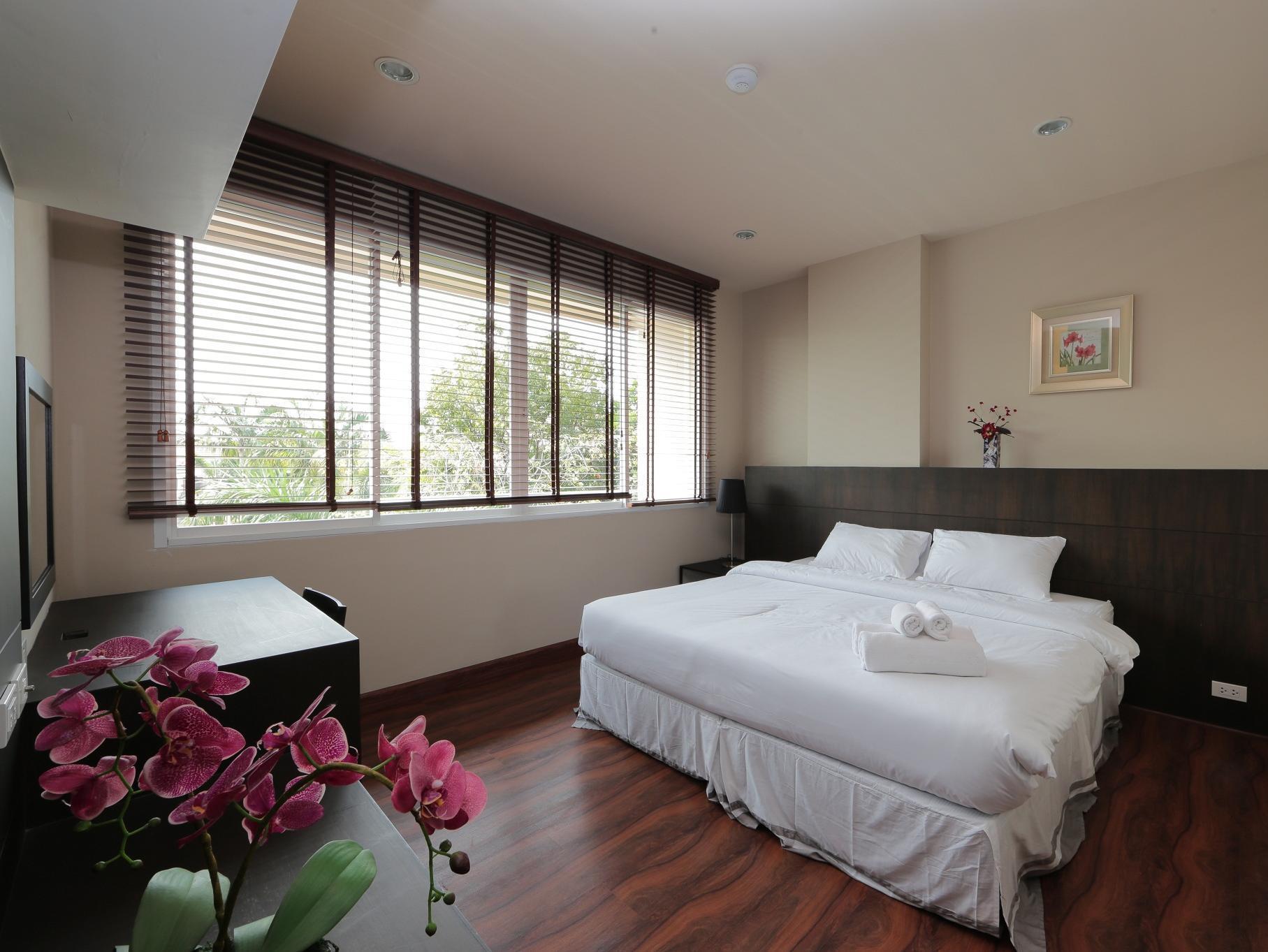 The Tepp Aparthotel Bangkok Exterior photo