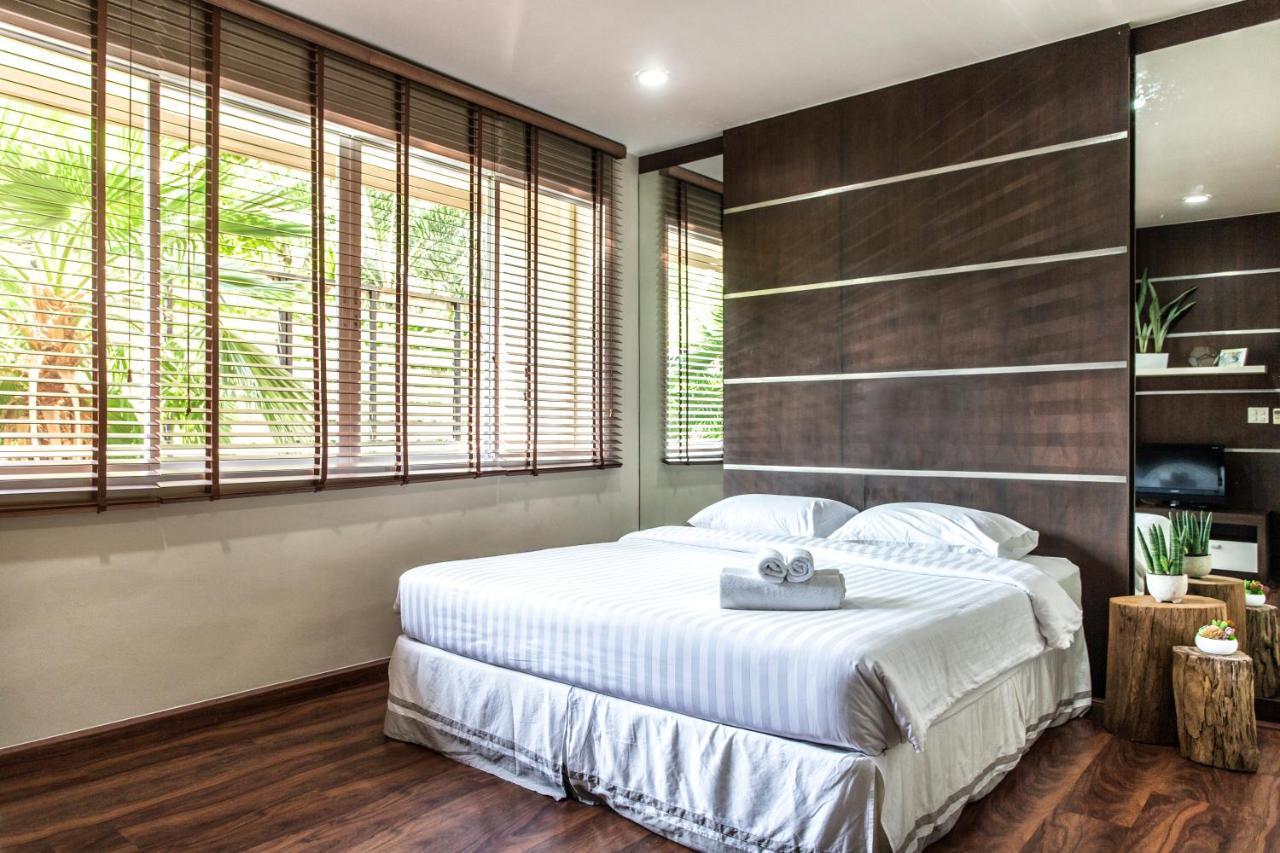 The Tepp Aparthotel Bangkok Exterior photo