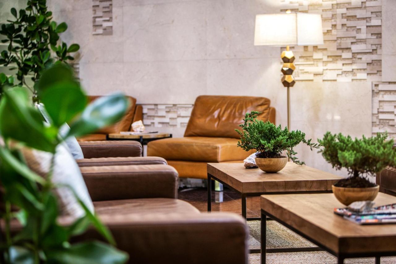The Tepp Aparthotel Bangkok Exterior photo